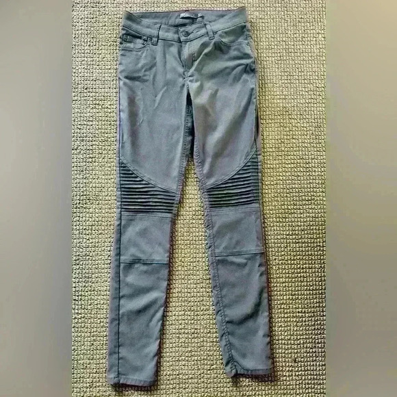 EUC Prana Womens Size 4 Brenna Mid Rise Motto Pants Skinny Stretch Hiking Nylon - Picture 1 of 7